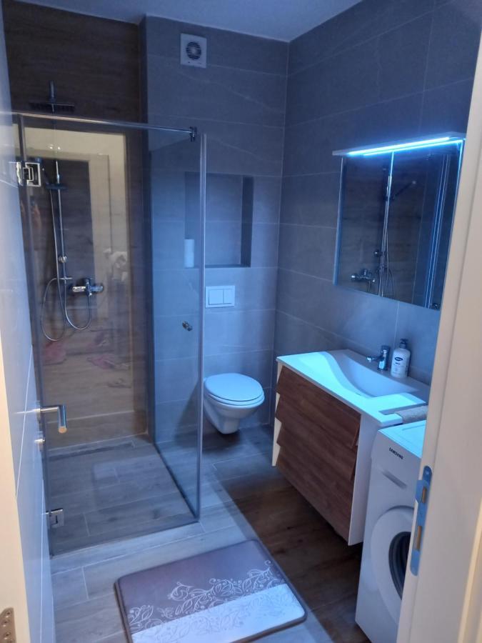 Apartman Vrbas Sa Podzemnom Garazom Μπάνια Λούκα Εξωτερικό φωτογραφία
